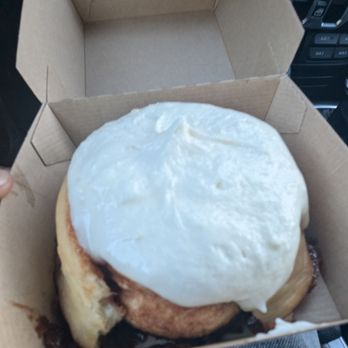 Cinnaholic - Bakeries Near Me - Herndon, Virginia