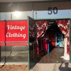 GroovyTime Vintage
