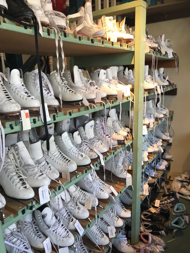 SPORTS PLUS 24 Photos & 48 Reviews Sporting Goods 1055 S Gaylord