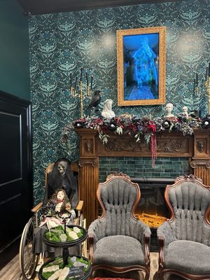 Sisters Grimm Ghost Tours & Oddities Parlor by null
