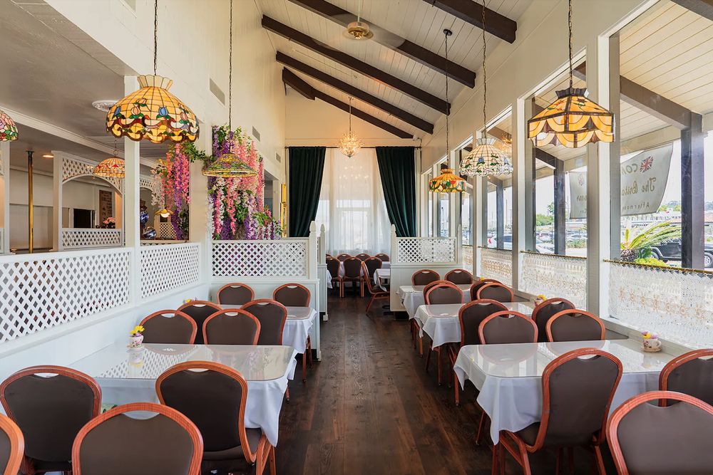 THE BRITANNIA TEAROOMS - 110 Photos & 17 Reviews - 2323 Midway Dr, San