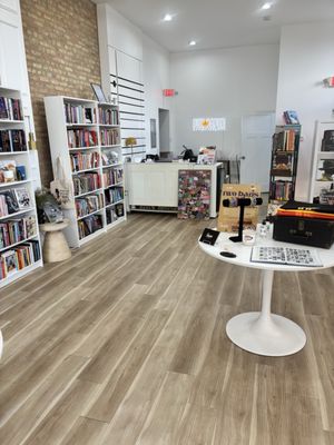 Da Book Joint by null