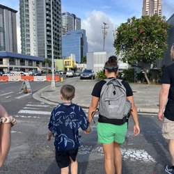 Cruz N Eat Hawaii - Neighborhood walking tour.  My kids loved Nicki