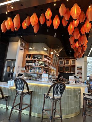 Bambuza Vietnam Kitchen - PDX Concourse C & E by null