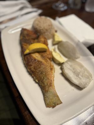 Gladys' Café by null