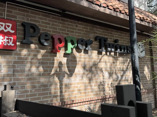 Pepper Twins by null