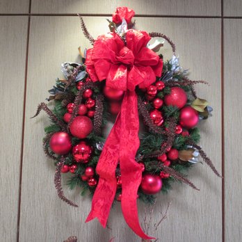 A D Kringle Design - Holiday Decorating Services Near Me