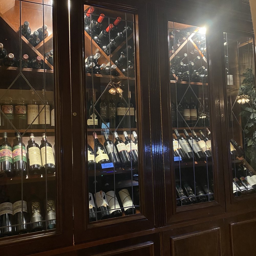Limoncello Naples - The Wine Wall - Italian Near Me - Naples, Florida Limoncello Naples - The Wine Wall - Italian Near Me - Naples, Florida