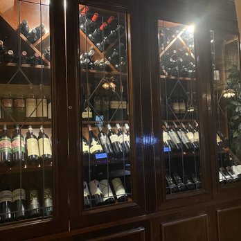 Limoncello Naples - The Wine Wall - Italian Near Me - Naples, Florida Limoncello Naples - The Wine Wall - Italian Near Me - Naples, Florida