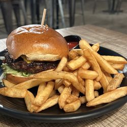 The Porch Southern Kitchen & Bar - Burger