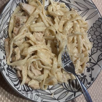Pompei - Chicken Fettuccine Alfredo - Pizza Near Me - Chicago, Illinois