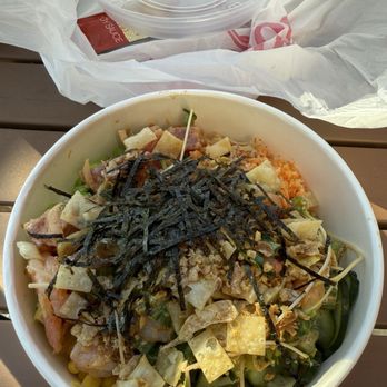 Poké Chop - Small tuna and shrimp bowl with fixings - Poke Near Me - San Diego, California Poké Chop - Small tuna and shrimp bowl with fixings - Poke Near Me - San Diego, California