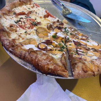 Mellow Mushroom Virginia Beach - Half loaded potato, half great white pizza - Pizza Near Me - Virginia Beach, Virginia Mellow Mushroom Virginia Beach - Half loaded potato, half great white pizza - Pizza Near Me - Virginia Beach, Virginia