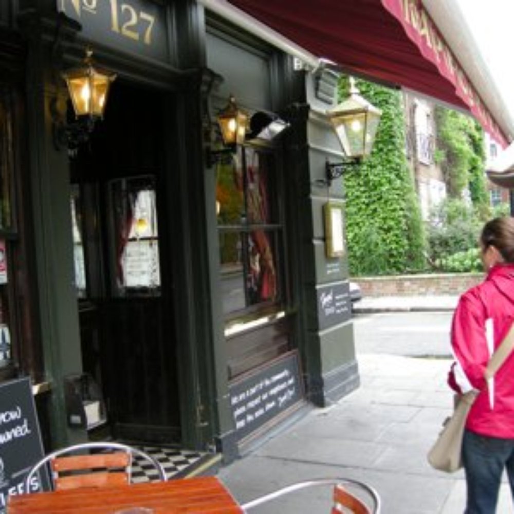 Hereford Arms - Out front - Pubs Near Me - London, XGL
