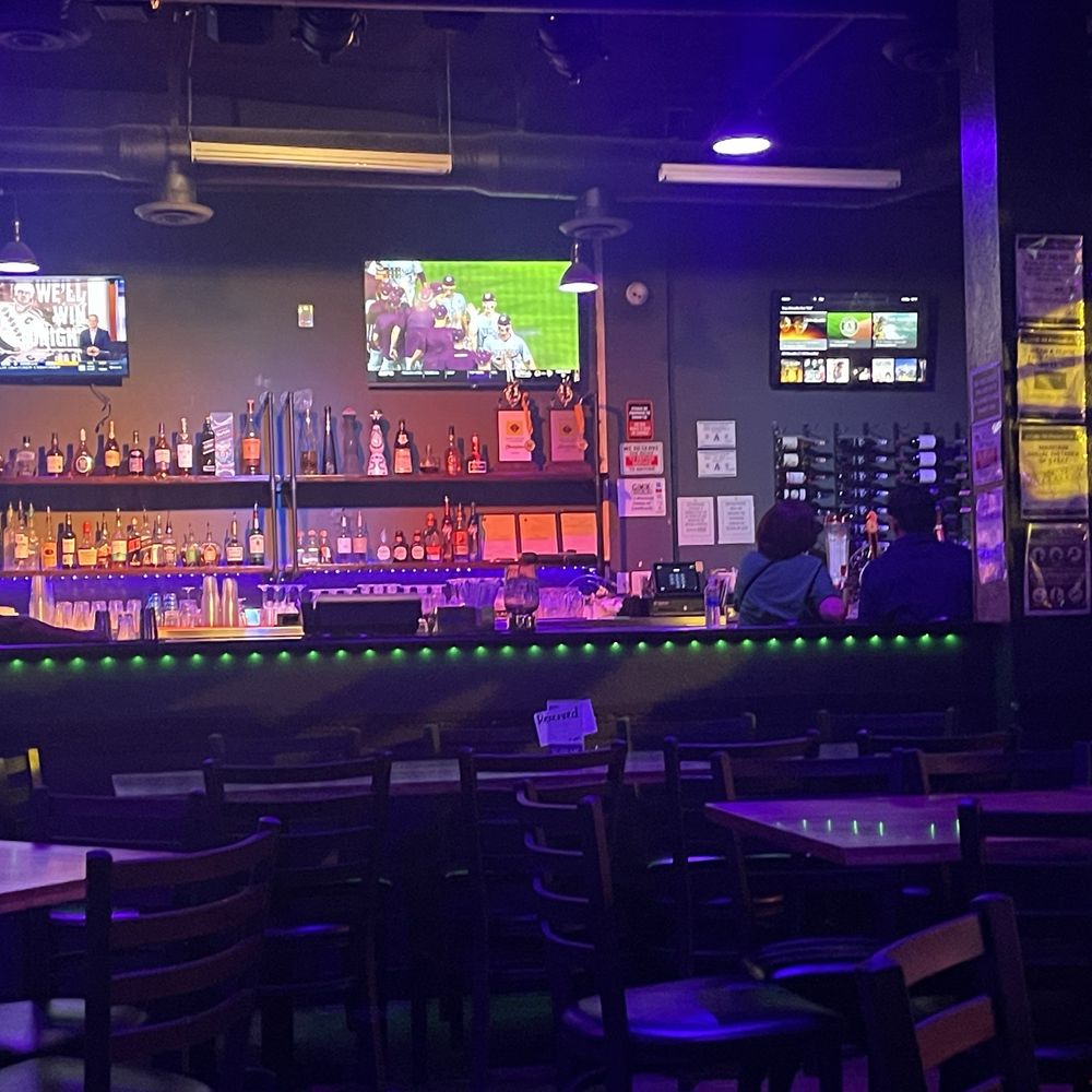 Gimik Republik - The bar - Karaoke Near Me - Las Vegas, Nevada