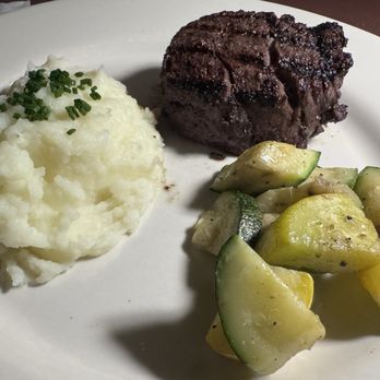 Gypsy Bistro - Filet mignon - American Near Me - Lockeford, California Gypsy Bistro - Filet mignon - American Near Me - Lockeford, California
