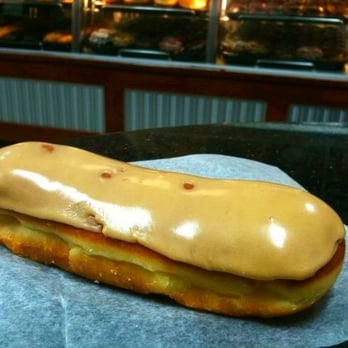Winchell's Donut House - Maple Bar - hot, fresh straight out the oven at 2am... - Donuts Near Me - Tarzana, California Winchell's Donut House - Maple Bar - hot, fresh straight out the oven at 2am... - Donuts Near Me - Tarzana, California
