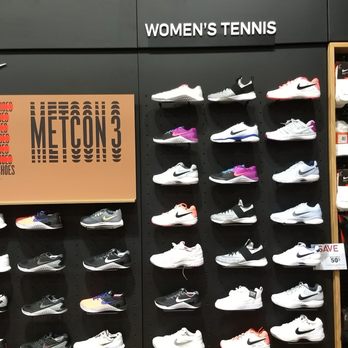 DICK'S Sporting Goods - Women's tennis section but no men's tennis section - Sports Wear Near Me - Sunnyvale, California