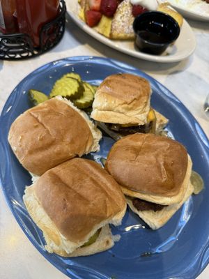 Yours Truly Chagrin Falls by null