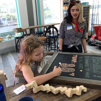 Plaza Beach Hotel - Beachfront Resort - Little help from Gabriela! - Hotels Near Me - St. Pete Beach, Florida