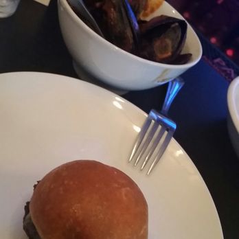 Tuck'd Away Bar & Grill - Mussels n Sliders - American Near Me - Tuckahoe, New York Tuck'd Away Bar & Grill - Mussels n Sliders - American Near Me - Tuckahoe, New York