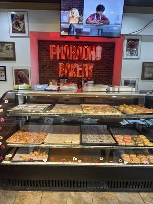 Pharaohs Donuts by null