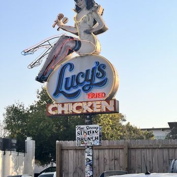 Lucy's Fried Chicken - New American Near Me - Austin, Texas