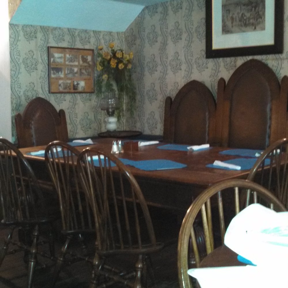 The Tavern on Main - Old style decor - American Near Me - Chepachet, Rhode Island The Tavern on Main - Old style decor - American Near Me - Chepachet, Rhode Island