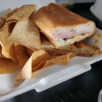 La Teresita Restaurant - Cuban with tortilla chips - Cuban Near Me - Pinellas Park, Florida