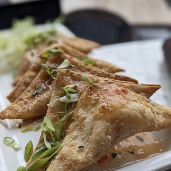 LoLa 42 - King Crab Rangoon - Sushi Bars Near Me - Boston, Massachusetts