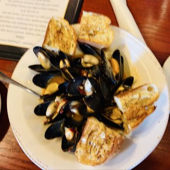 Aristocrat Pub & Restaurant - Best thing we ate the muscles delicious and really, really good - Pubs Near Me - Indianapolis, Indiana