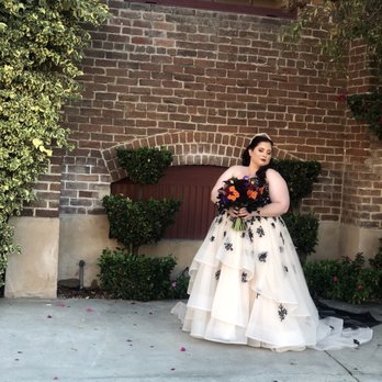 Above The Stem - Florists Near Me - Redlands, California