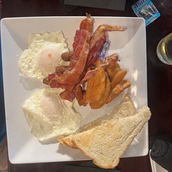 Gordon Biersch - Classic Breakfast - Breweries Near Me - Atlanta, Georgia