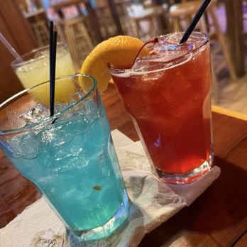 Hooters - Sports Bars Near Me - Burlington, North Carolina Hooters - Sports Bars Near Me - Burlington, North Carolina