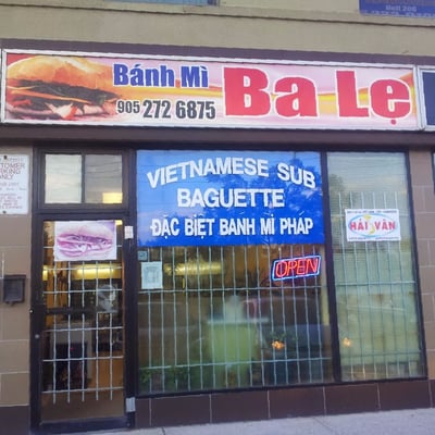 Banh Mi Ba Le by null