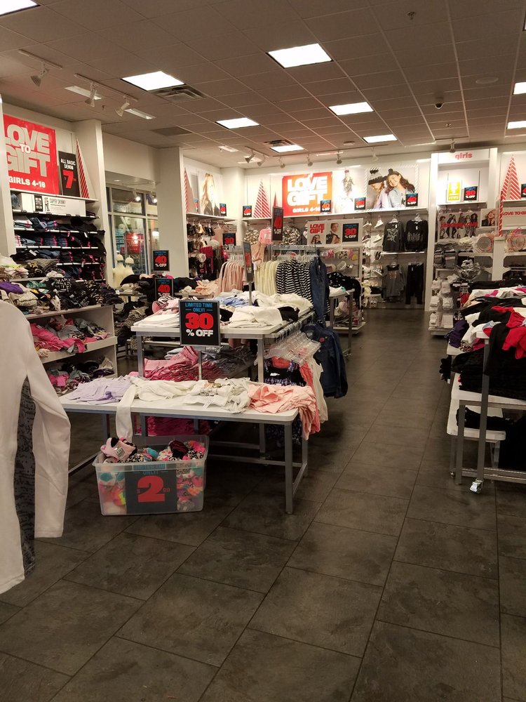 THE CHILDREN’S PLACE OUTLET 915 Ridgewalk Parkway, Woodstock,