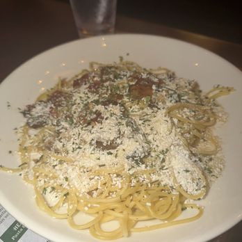 The Old Spaghetti Factory - Garlic Mizithra - Italian Near Me - Oklahoma City, Oklahoma The Old Spaghetti Factory - Garlic Mizithra - Italian Near Me - Oklahoma City, Oklahoma