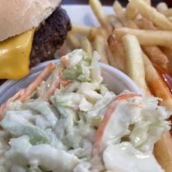 Canipe Brothers Bar & Grill - Excellent slaw