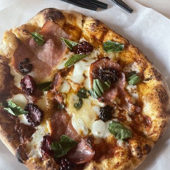 Pizzeria Limone - Viola Pizza - Pizza Near Me - Sandy, Utah