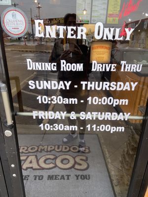 Trompudo’s Tacos by null