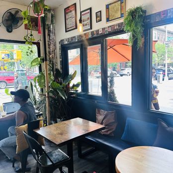 Classic Cups - Window Benches & Tables - Coffee & Tea Near Me - Brooklyn, New York Classic Cups - Window Benches & Tables - Coffee & Tea Near Me - Brooklyn, New York