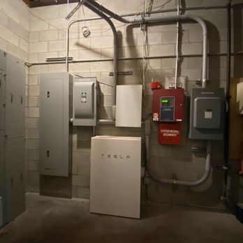 Hot Wire Electric - Tesla power wall in commercial application - Electricians Near Me Hot Wire Electric - Tesla power wall in commercial application - Electricians Near Me