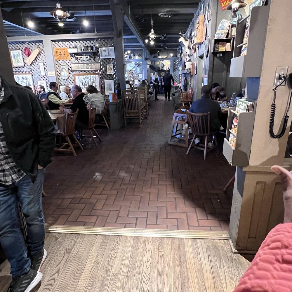 Cracker Barrel Old Country Store - Inside - American Near Me - Mount Arlington, New Jersey