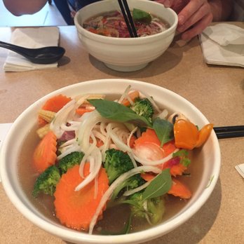 Ginger Restaurant - 19 with veggies & 22 - Vietnamese Near Me - Toronto, Ontario Ginger Restaurant - 19 with veggies & 22 - Vietnamese Near Me - Toronto, Ontario
