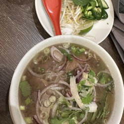 Phatt Pho n' Sushi - Beef stew pho
