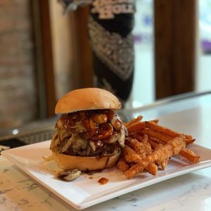 Jackson Hole Burgers on Yelp