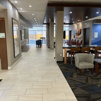 Holiday Inn Express & Suites Alabaster - Hotels Near Me - Alabaster, Alabama Holiday Inn Express & Suites Alabaster - Hotels Near Me - Alabaster, Alabama