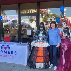 Farmers Insurance - Tamara Heinig - Día de los Muertos Festival