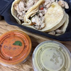El Rio Grande Latin Market - Chicken tacos