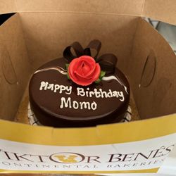 Viktor Benes Bakery - Birthday cake